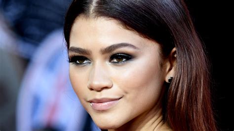 zendaya bra size|Zendaya Behind 'Dune': Her Real Height, Weight, .